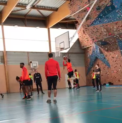 léquipe de foot den avant guingamp à kernilien 2