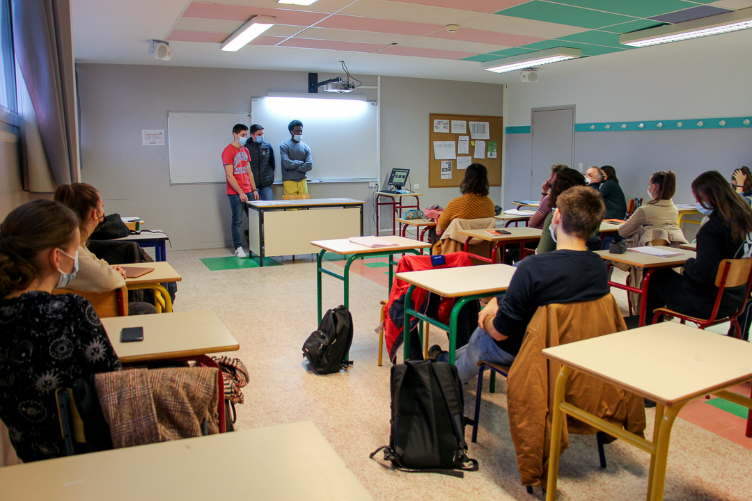 Intervention en classe MIL 1